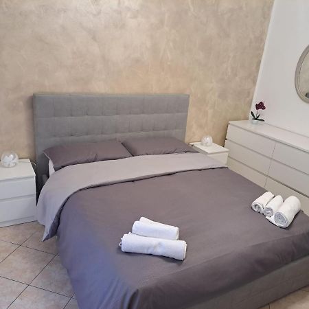 Appartement Metro-Massaua à Turin Extérieur photo