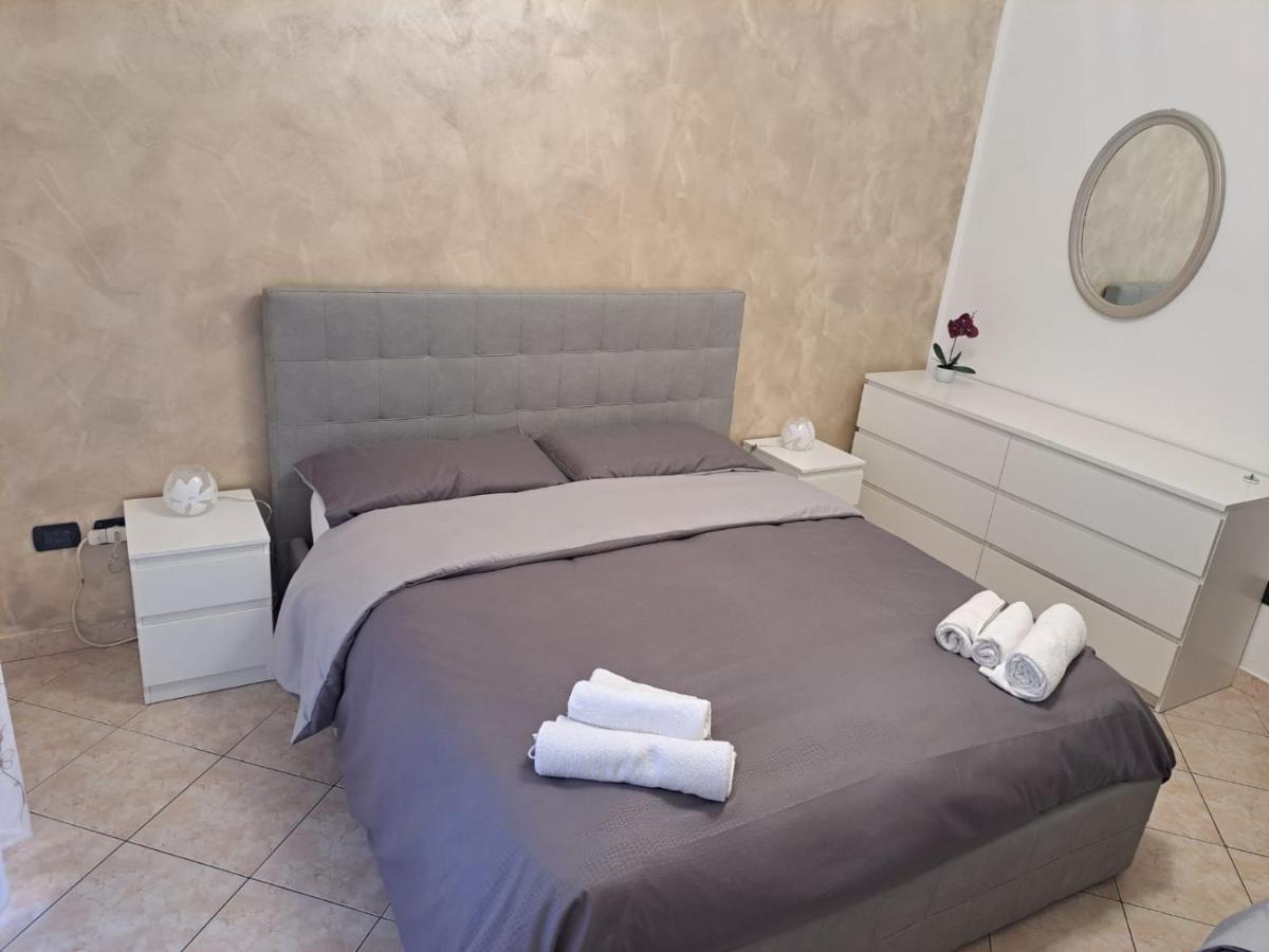 Appartement Metro-Massaua à Turin Extérieur photo